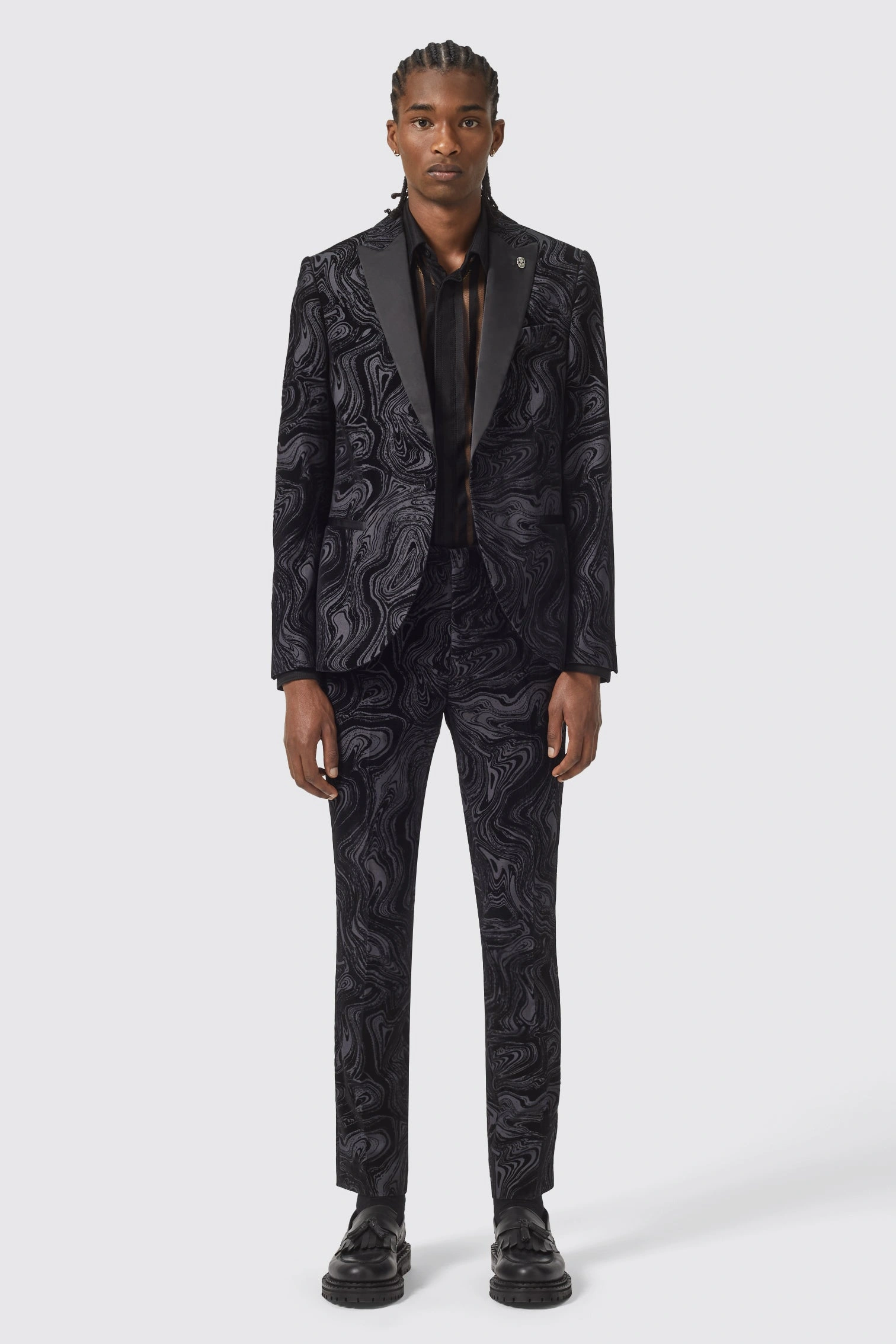 Pantalón Angelou Negro Slim Fit: Elegancia atemporal, silueta perfecta, ¡imprescindible en tu armario!